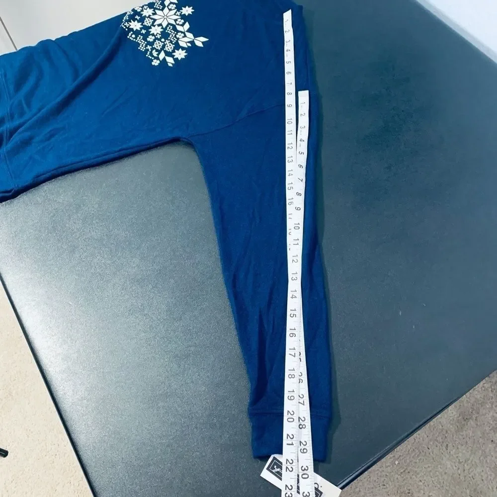 NWT BP from Nordstrom Cozy Lounge Top M navy Snowflake - Picture 12 of 15